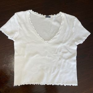 White Waffled T-shirt with Lettuce Hem